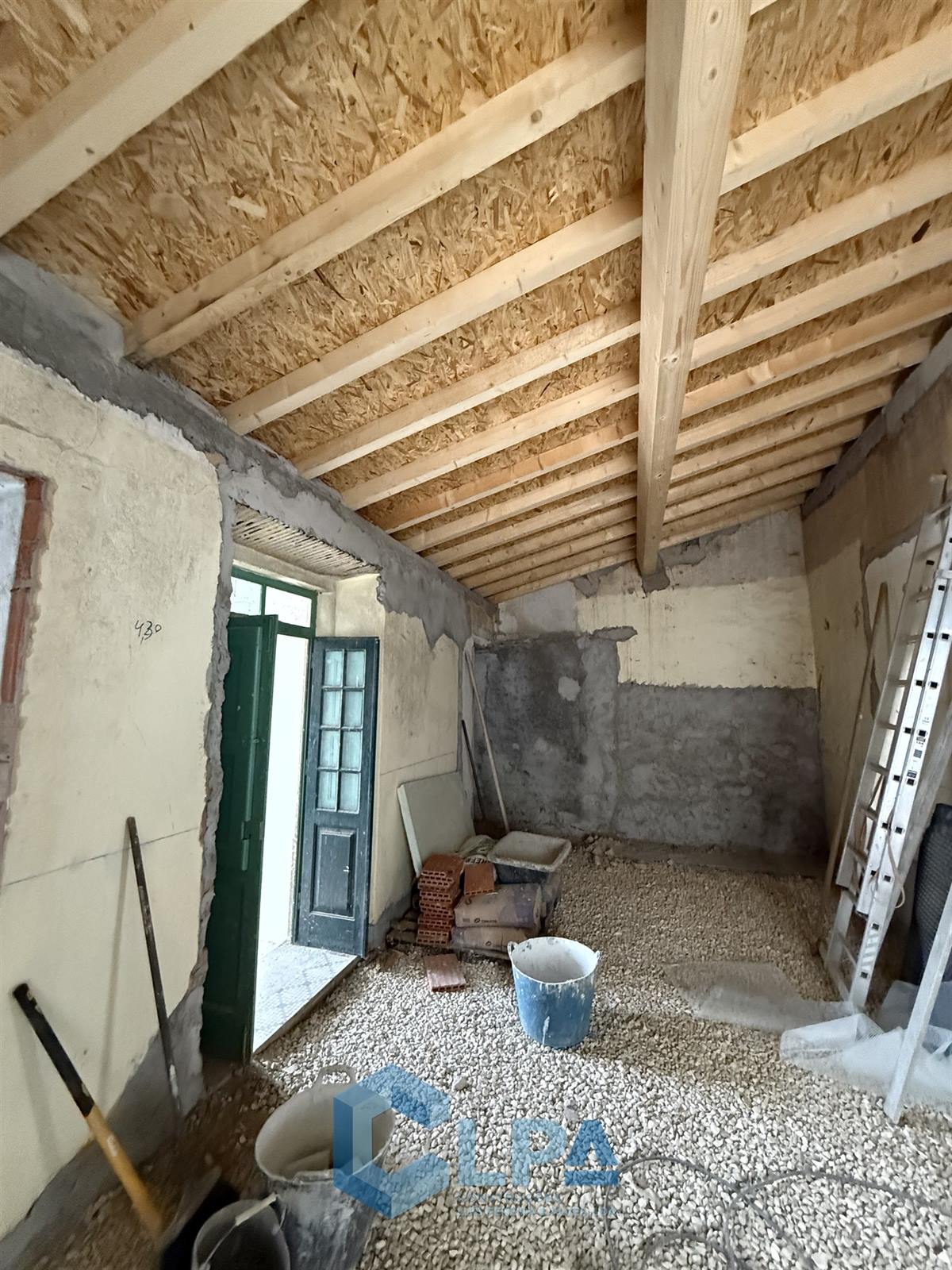 interior antes